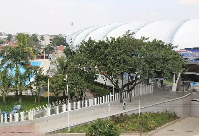 فندق San Fernando Real