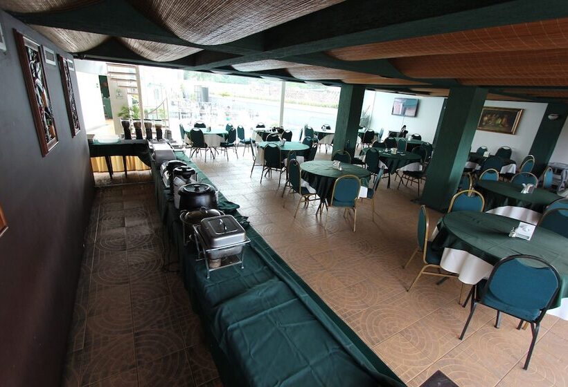 Hotel San Fernando Real