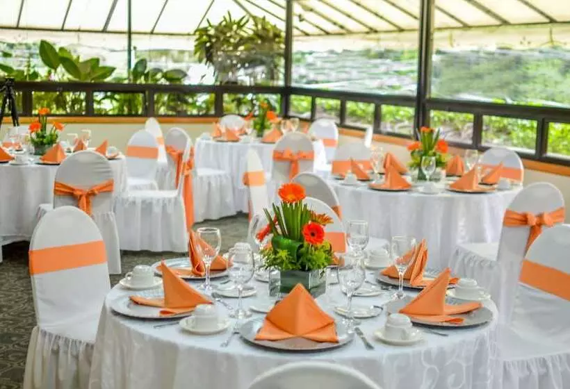 هتل Santander Plaza