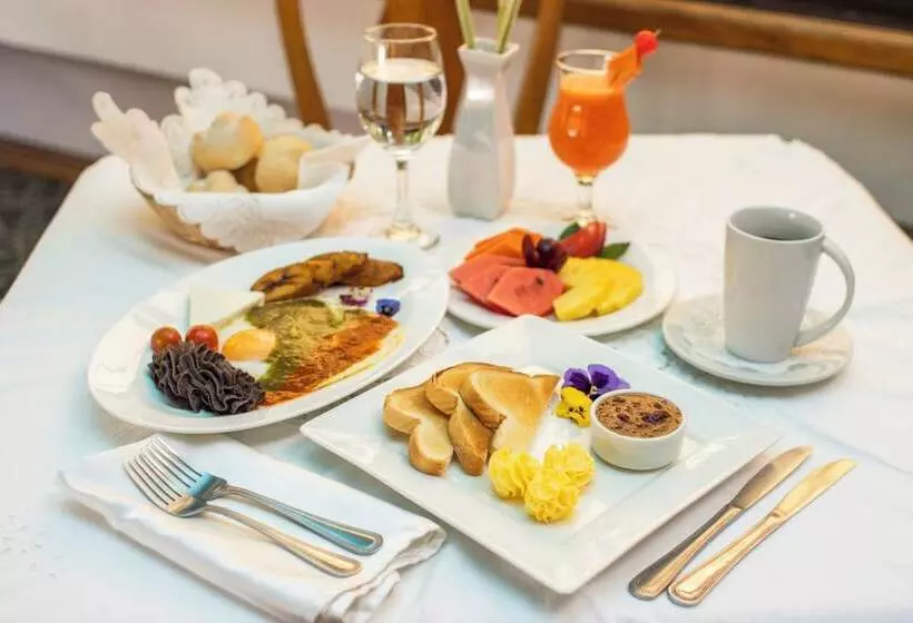 هتل Santander Plaza