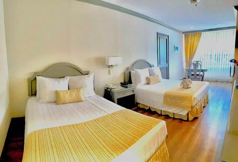 هتل Santander Plaza