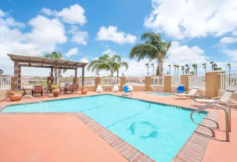 Microtel Inn & Suites By Wyndham Aransas Pass/corpus Christi