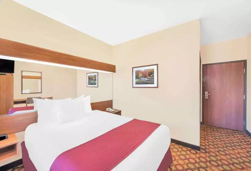 Microtel Inn & Suites By Wyndham Aransas Pass/corpus Christi