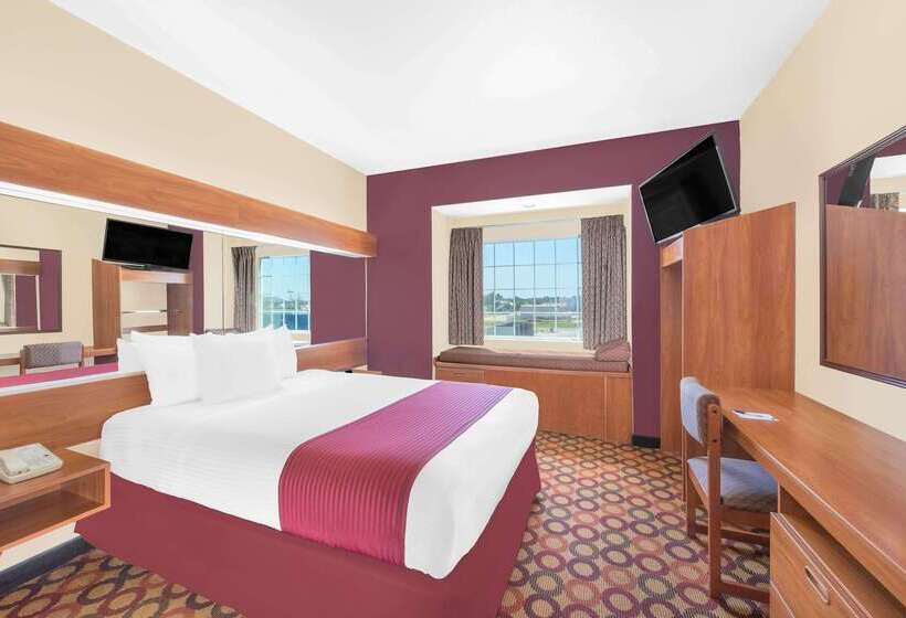 Microtel Inn & Suites By Wyndham Aransas Pass/corpus Christi