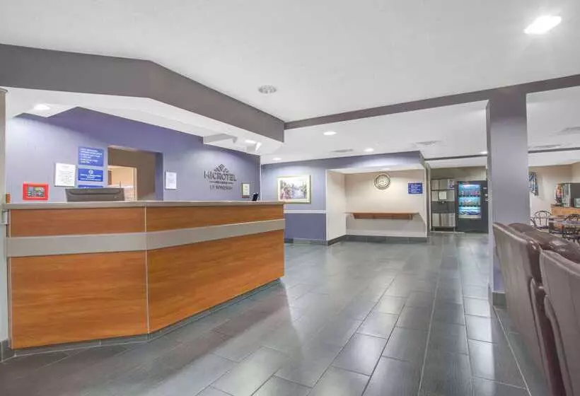 Microtel Inn And Suites Dover