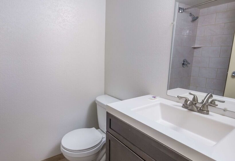 Motel 6 oriskany, Ny