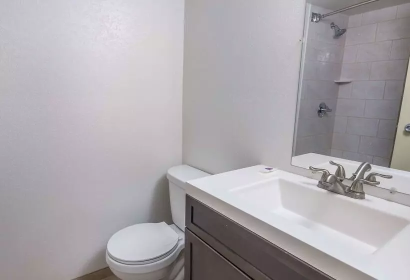 Motel 6 oriskany, Ny