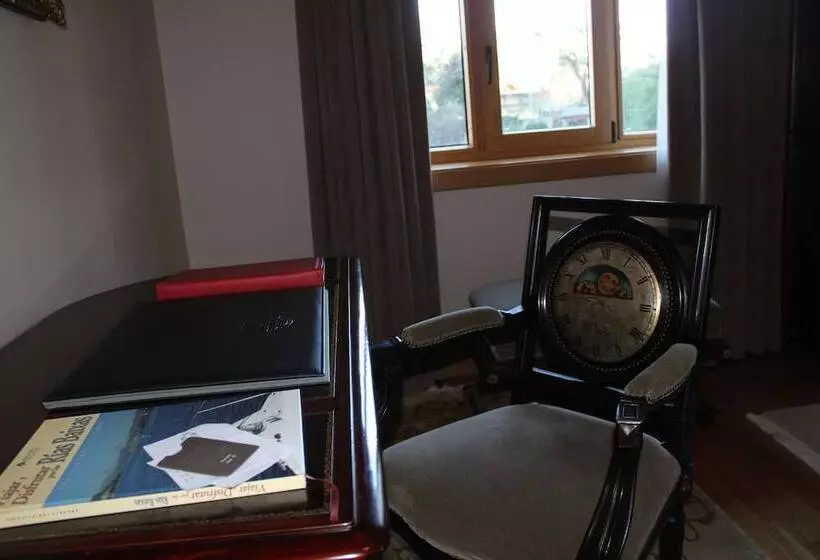 Pazo Los Escudos Hotel Spa & Resort