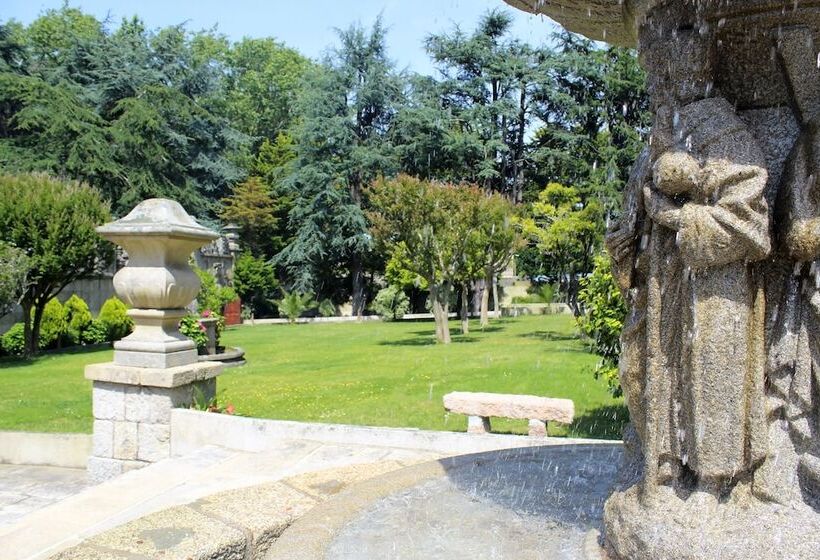 Pazo Los Escudos Hotel Spa & Resort