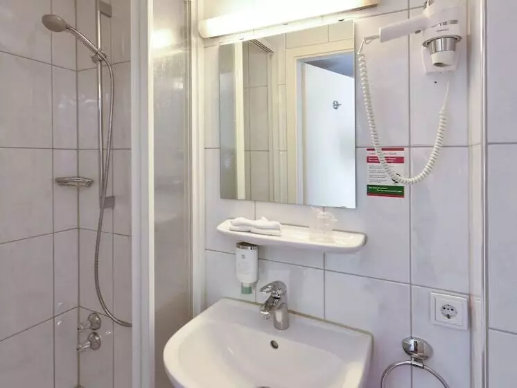 Hotel Adria München