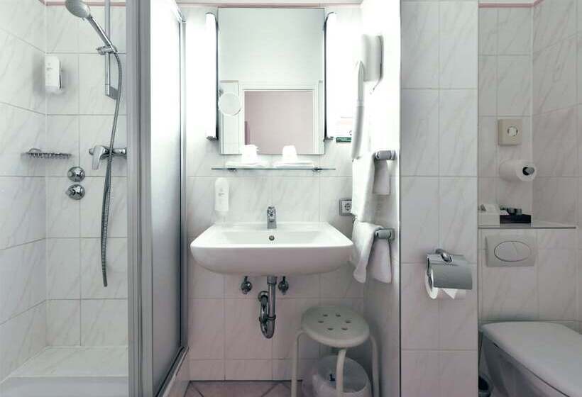 Hotel Adria München