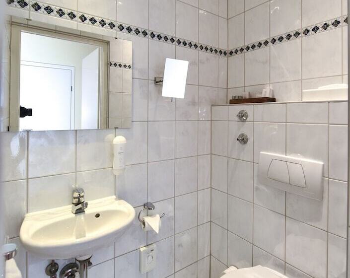 Hotel Adria München