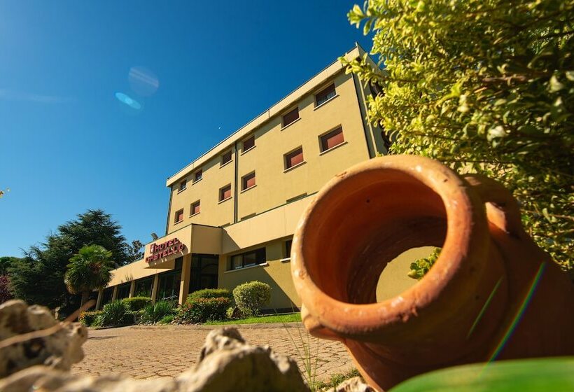 فندق Castello Artemide Congressi