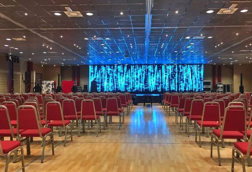 호텔 Castello Artemide Congressi