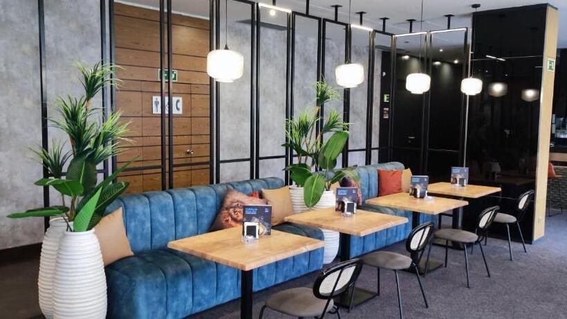 בית מלון כפרי Ciudad De Mostoles