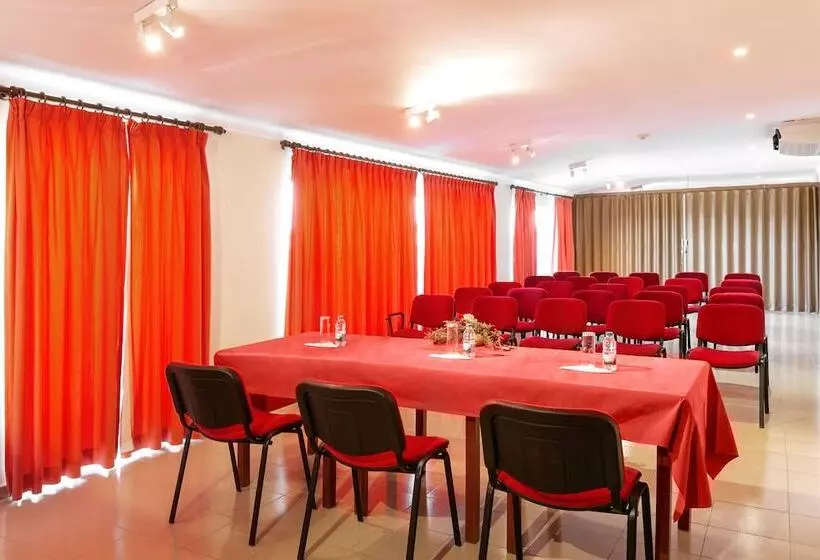 ホテル Comendador