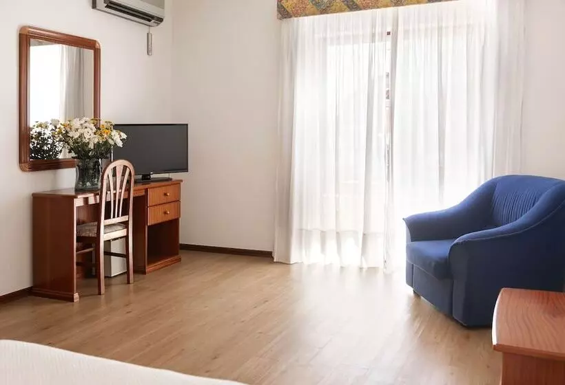 ホテル Comendador