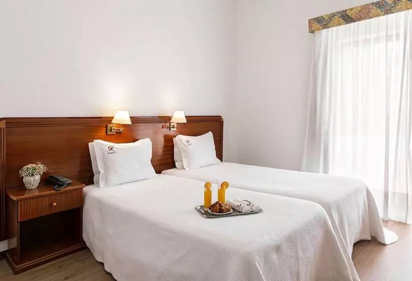 ホテル Comendador