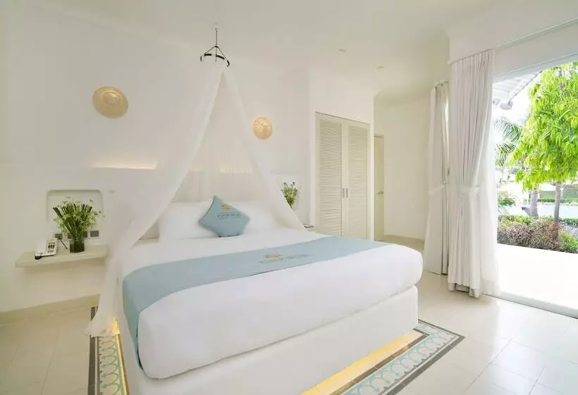 هتل Fleur De Lys Resort & Spa Long Hai