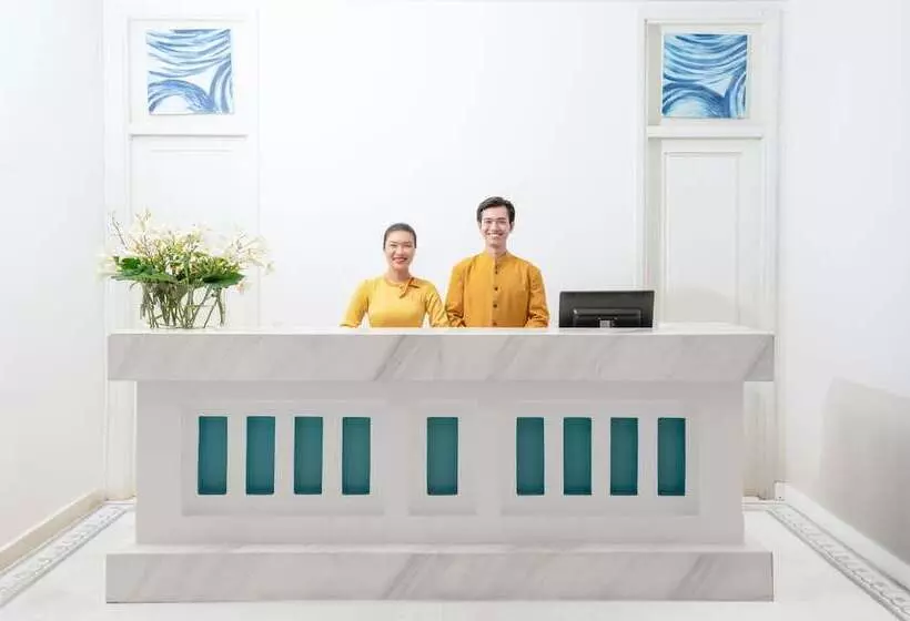 هتل Fleur De Lys Resort & Spa Long Hai