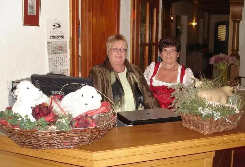 Отель Gasthof Lamm