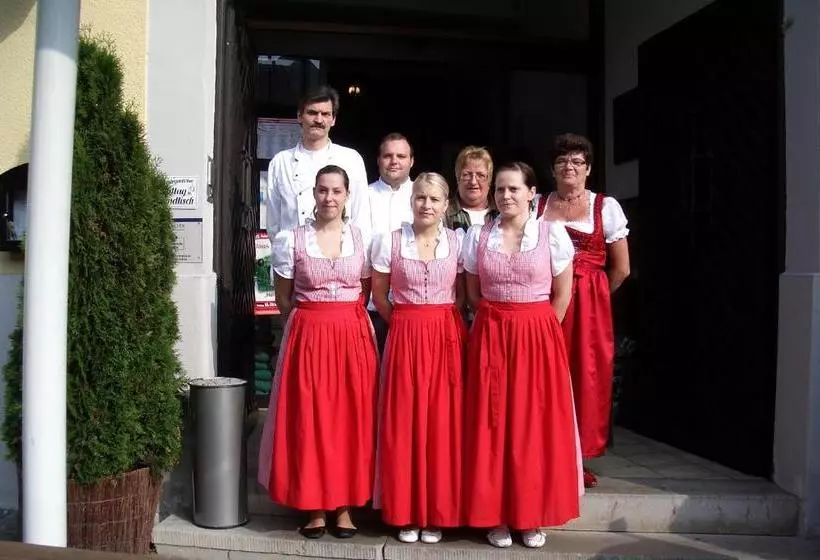 Отель Gasthof Lamm