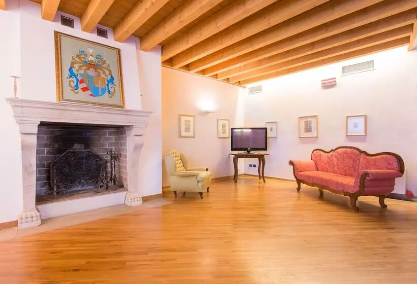 Grand Hotel Entourage Palazzo Strassoldo