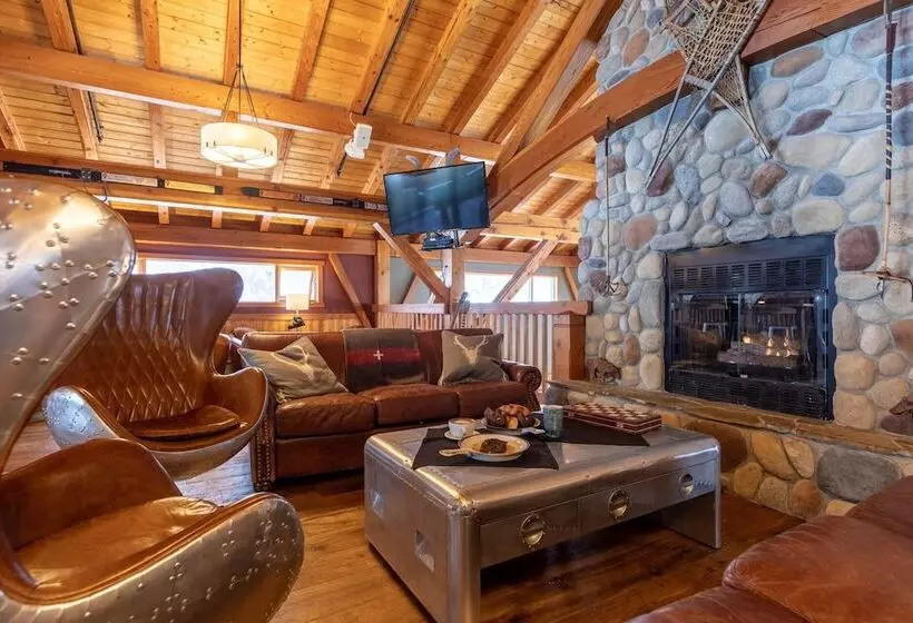 ホテル Heather Mountain Lodge