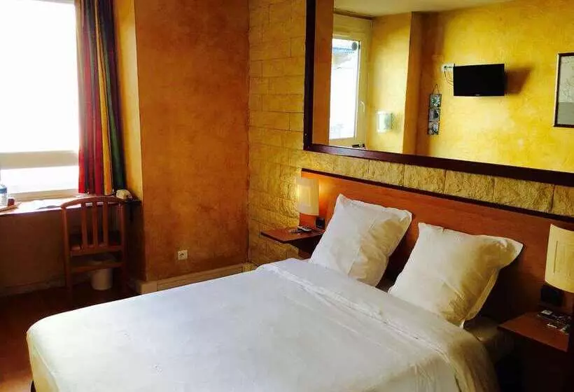 هتل Hôtel Bosquet Pau Centre