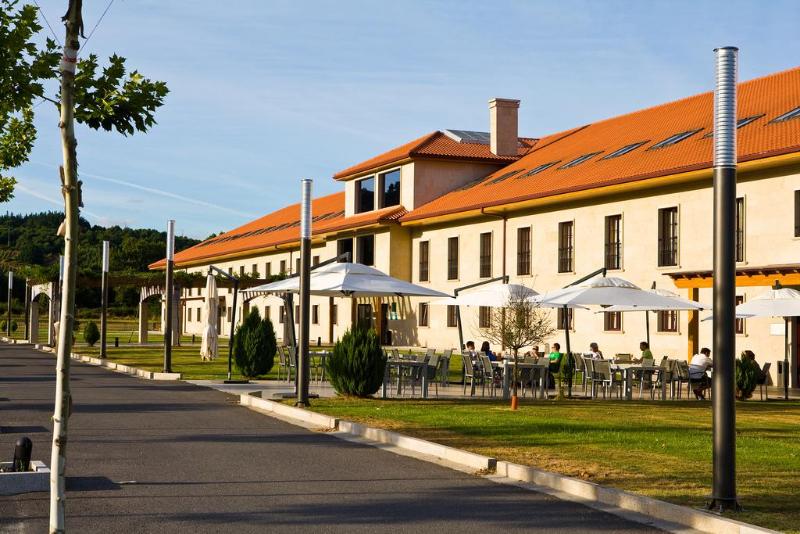 Отель Iberik Augas Santas Balneario & Golf