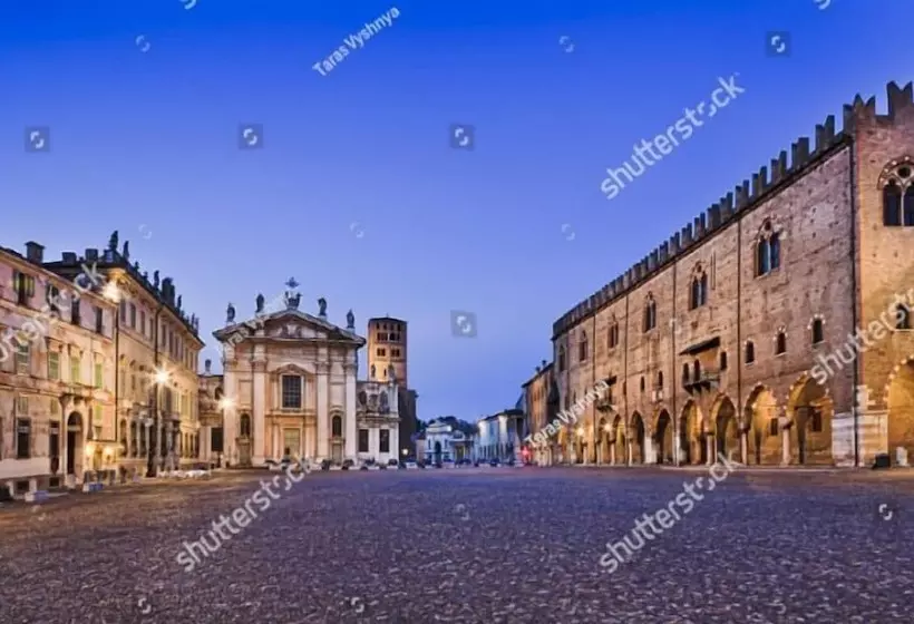 ホテル Italia City Center