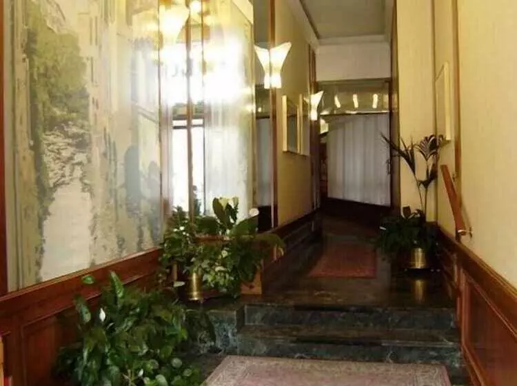 ホテル Italia City Center