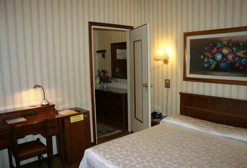 فندق Italia City Center