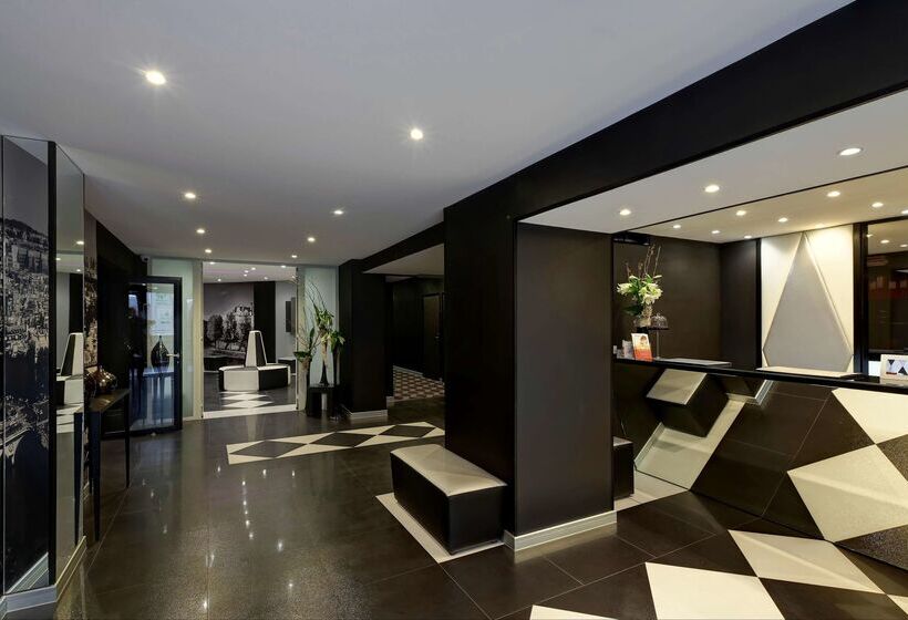 ホテル L Empire Paris   Louvre