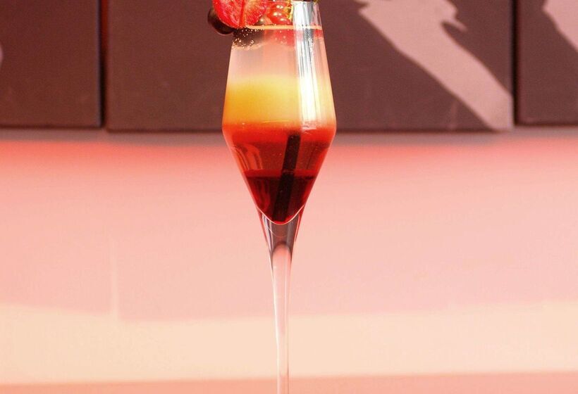 ホテル L Empire Paris   Louvre