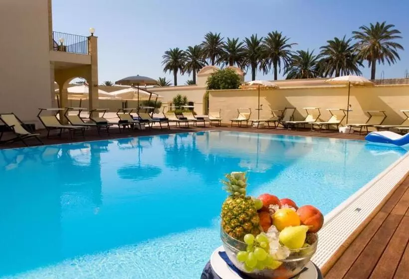 Mahara Hotel & Wellness