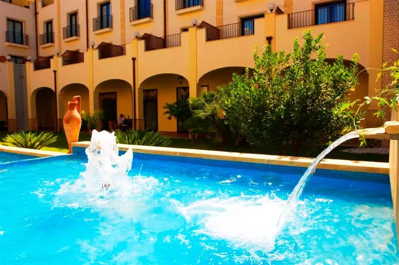 Mahara Hotel & Wellness