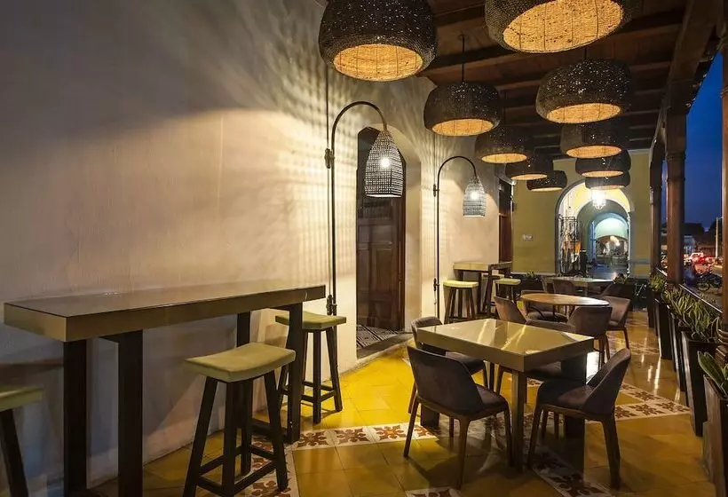 هتل Plaza Colon   Granada Nicaragua