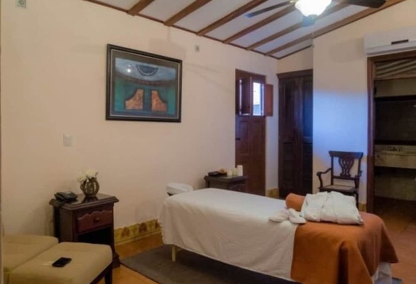 هتل Plaza Colon Granada Nicaragua