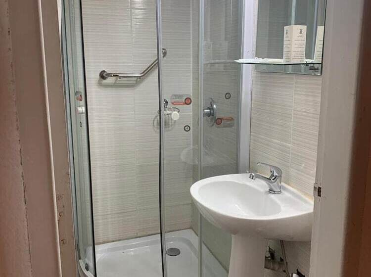 Hotel Punta Del Este Shelton