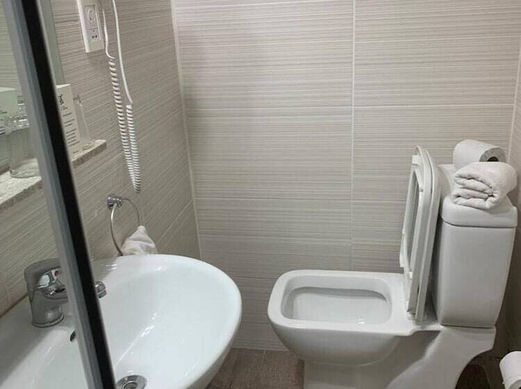 Hotel Punta Del Este Shelton