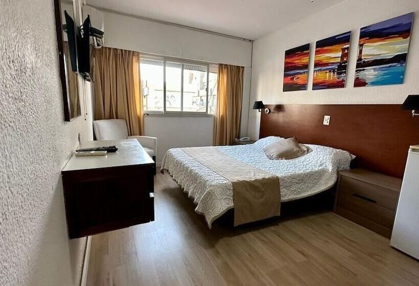 Hotel Punta Del Este Shelton