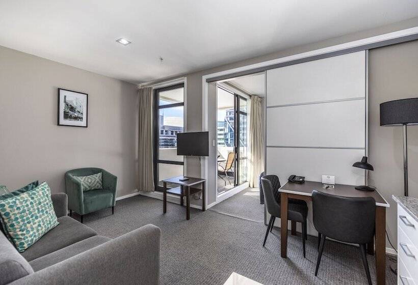 Szálloda Quest On Queen Serviced Apartments