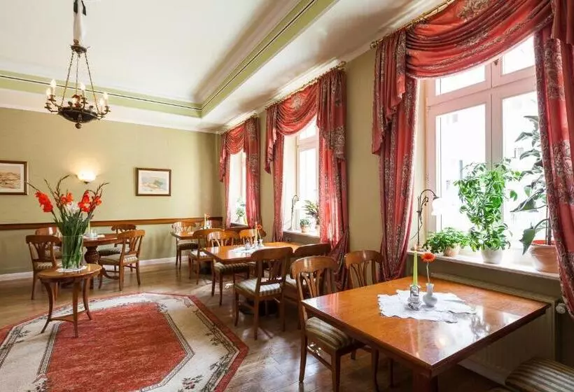 酒店 Garni Schlossgarten