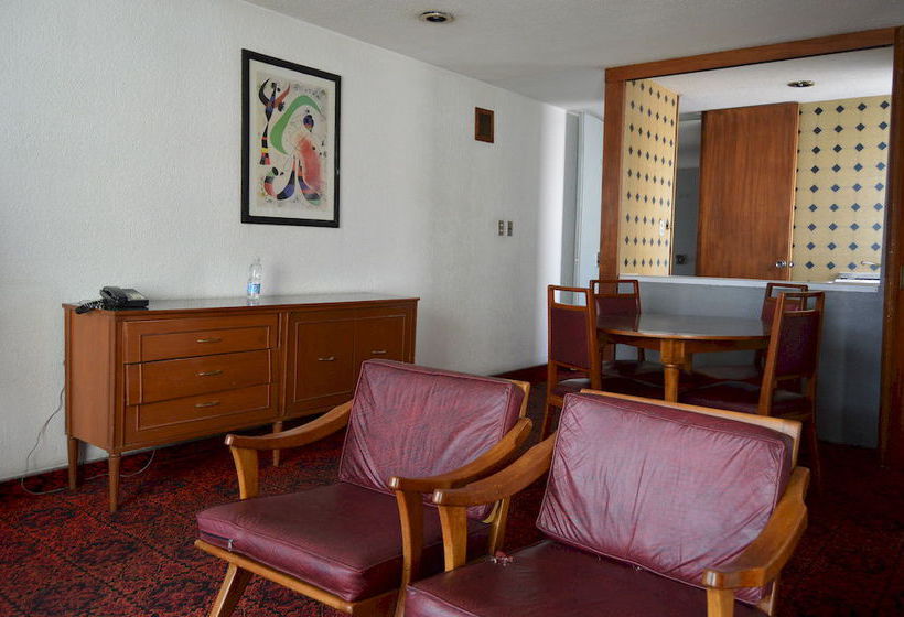 Отель Suites Mi Casa