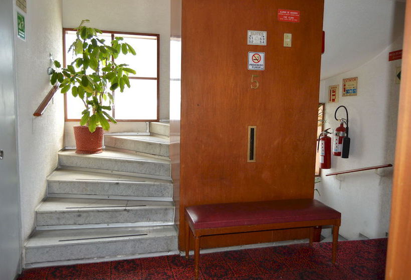 Отель Suites Mi Casa