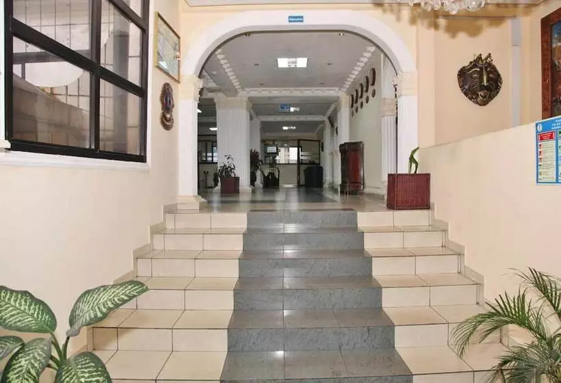 هتل Vallee Des Princes