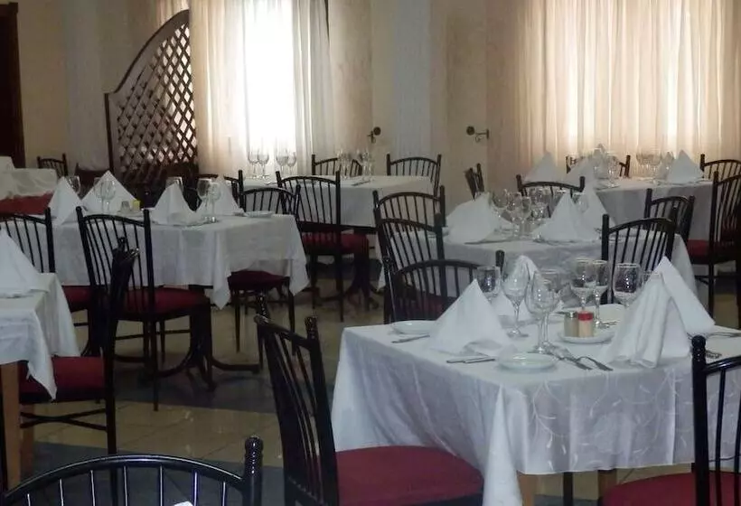 هتل Vallee Des Princes