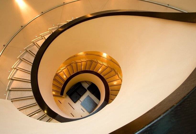 Vitosha Park Hotel   Free Indoor Pool & Parking