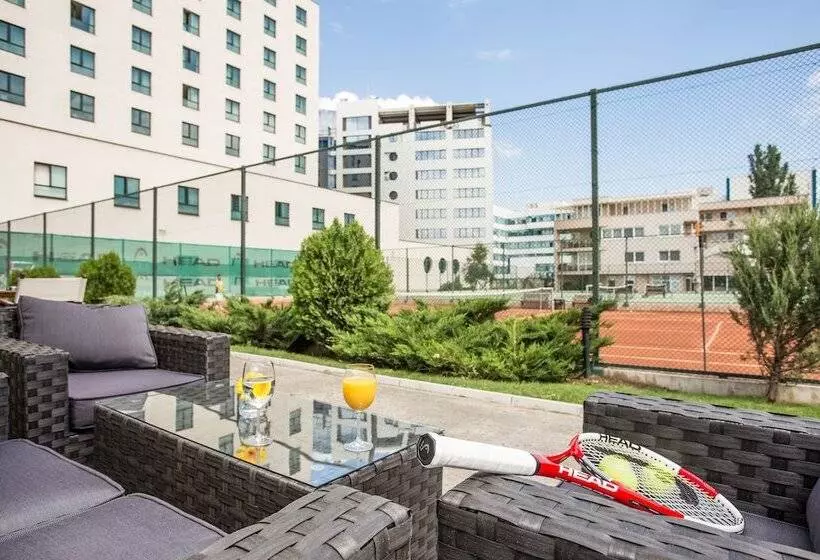 Vitosha Park Hotel   Free Indoor Pool & Parking